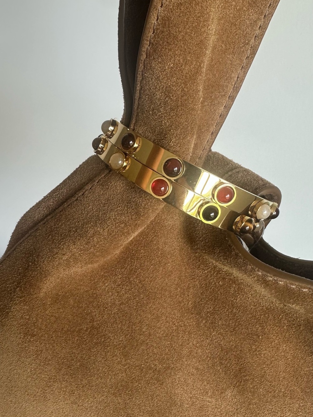 Veronica Beard Swing Clutch Tan Suede Bracelet-Closure Handbag - Picture 4 of 6